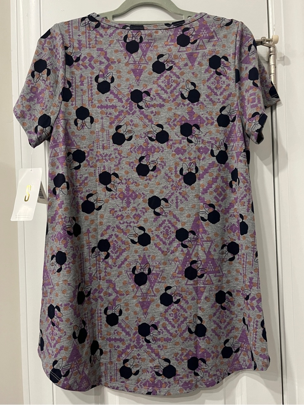Disney Gray Short Sleeve Tee with Purple Geometric & Black Minnie Silhouettes. - Picture 4 of 6